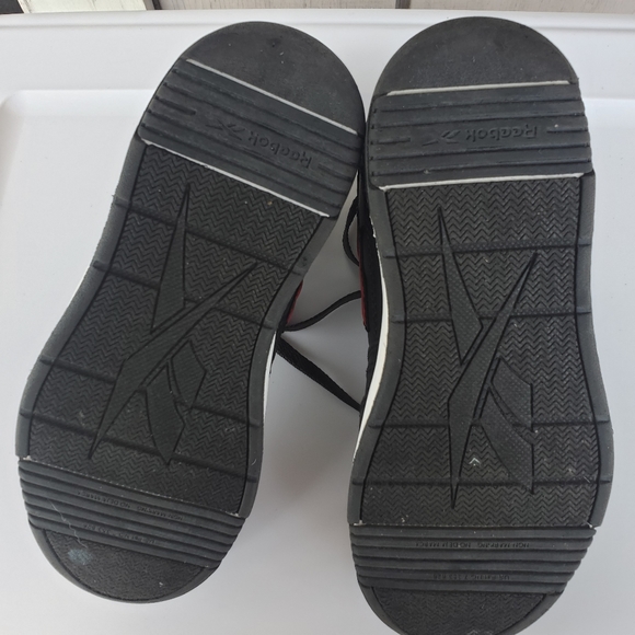 Reebok Black & Red High Top Sneaker Sz 2K - Picture 8 of 9